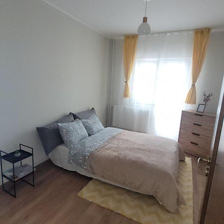 Apartament Central Apartment Яш Екстериор снимка